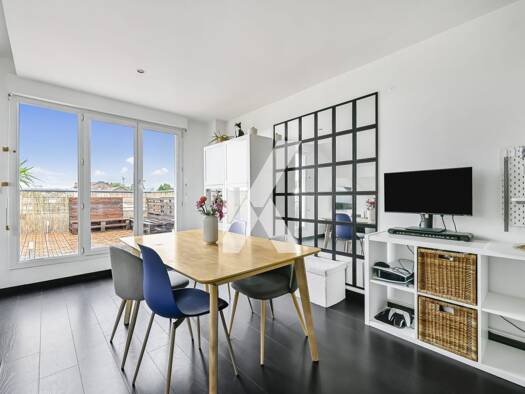 Appartement à vendre 247 000 € 2 pièces 1 chambre 50 m² Étage 4/4 Val Notre Dame-Ambroise Thomas Argenteuil 95100