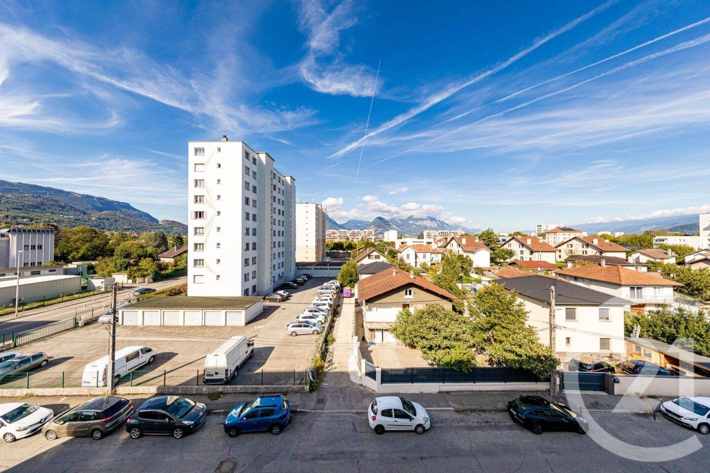 Appartement 3 pièces 76 m² · à Échirolles · 76 m² · 79 000 €