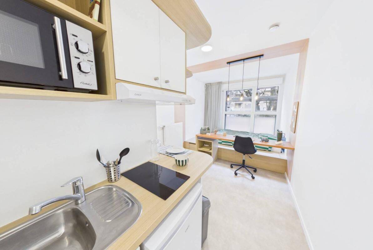 1 pièce 17 m² · à Courbevoie · 17 m² · 1 220 €/mois