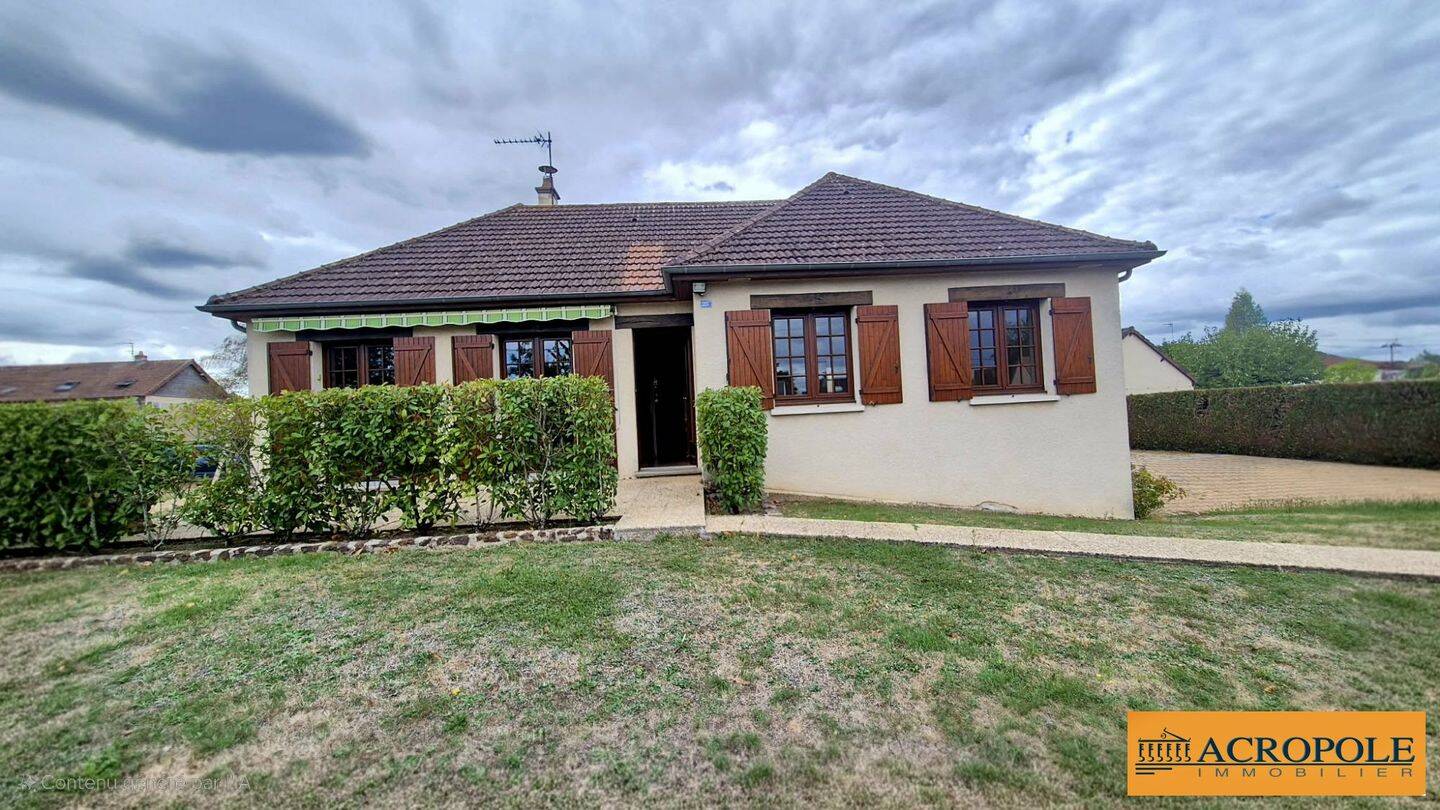 Maison 5 pièces 94 m² · à Aubigny-sur-Nère · 93,7 m² · 173 000 €