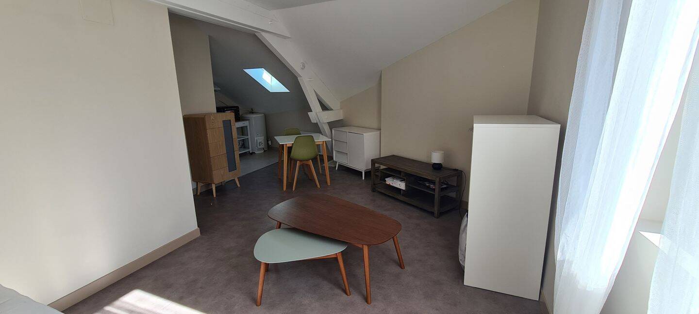 Appartement 1 pièce 22 m² · à Souillac · 22 m² · 350 €