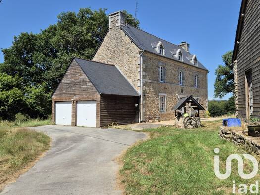 Demeure à vendre 263 000 € 4 pièces 2 chambres 170 m² 3 694 m² de terrain Glomel 22110