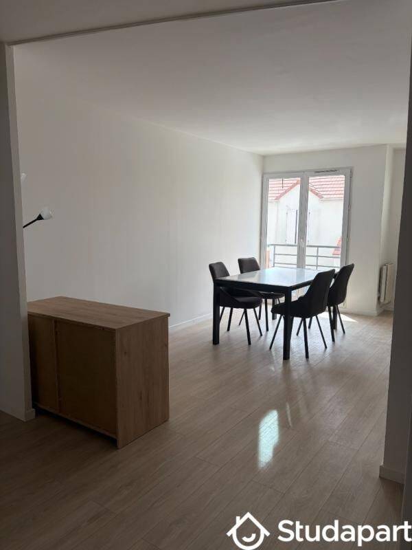 1 pièce 12 m² · à Bois-d'Arcy · 12 m² · 650 €