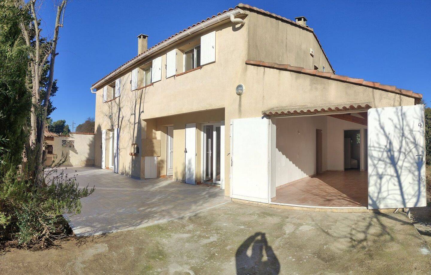 Maison 6 pièces 182 m² · à Fuveau · 182 m² · 2 580 €/mois