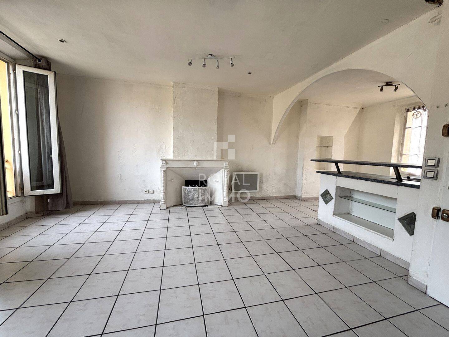Appartement 2 pièces 49 m² · à Toulon · 49 m² · 96 000 €
