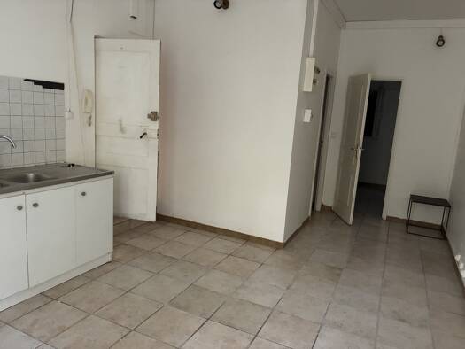 Appartement à louer 380 € 2 pièces 1 chambre 40 m² RDC La Grand-Combe 30110