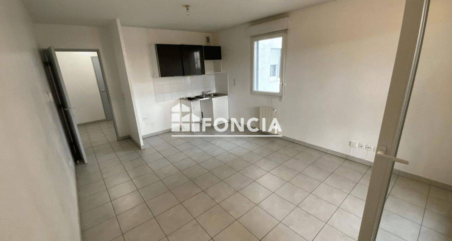 Appartement 2 pièces 42 m² · à Décines-Charpieu · 42,2 m² · 840 €/mois
