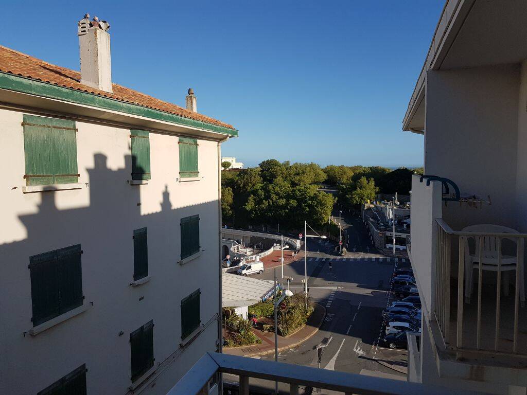 Appartement 3 pièces 65 m² · à Biarritz · 64,9 m² · 1 066 €