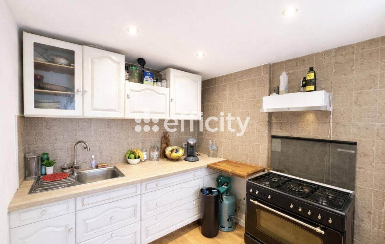 Appartement 3 pièces 58 m² · à Berre-l'Étang · 58 m² · 140 000 €