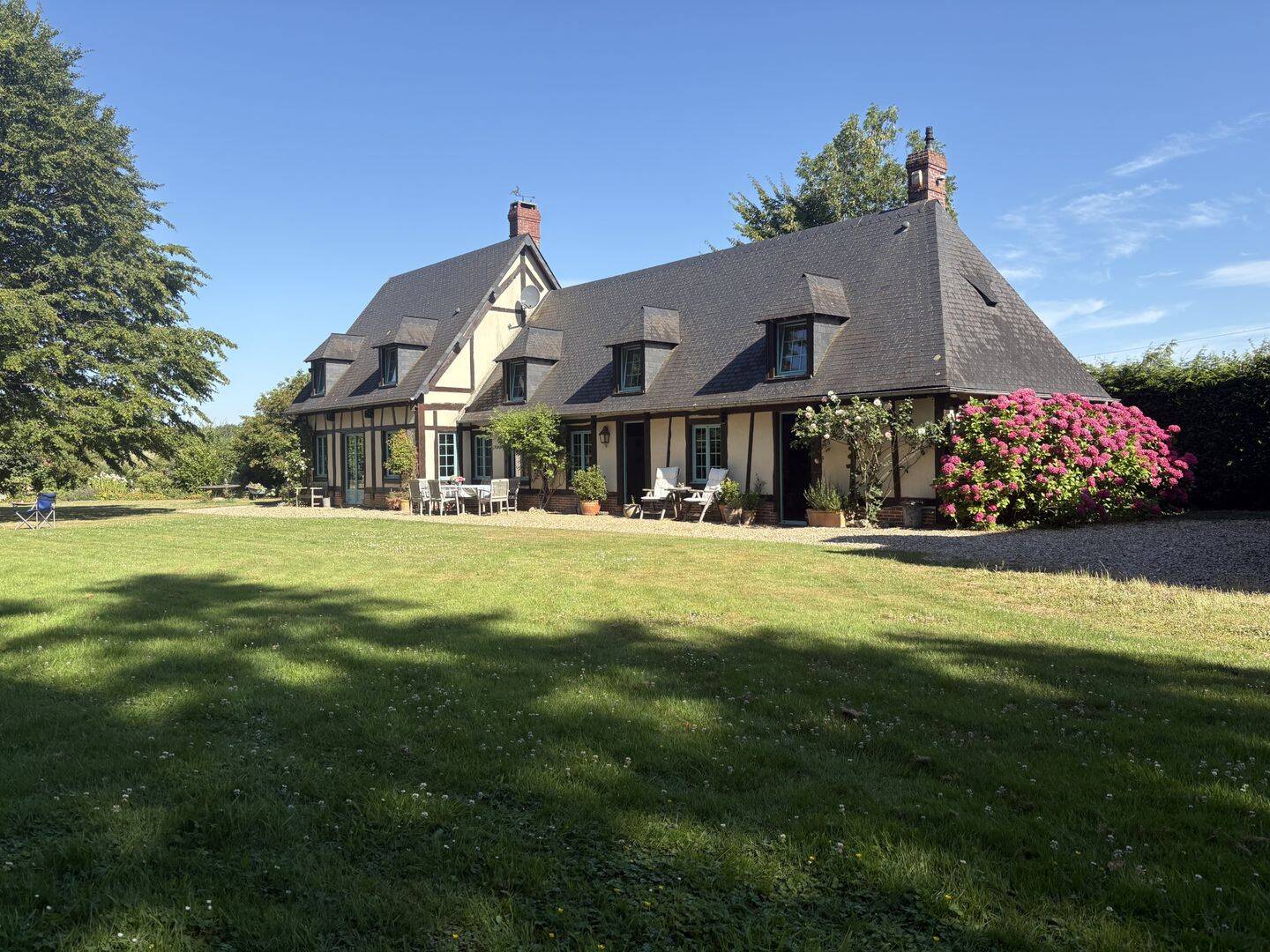 Maison 7 pièces 179 m² · à Lyons-la-Forêt · 178,8 m² · 676 000 €
