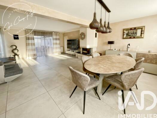 Maison à vendre 478 000 € 8 pièces 4 chambres 180 m² 407 m² de terrain Bois Saint Denis Tremblay-en-France 93290