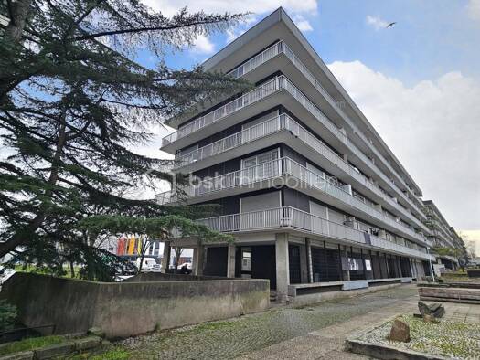 Appartement à vendre 159 000 € 4 pièces 3 chambres 82 m² Étage 4/5 Les Vignes Blanches Sarcelles 95200