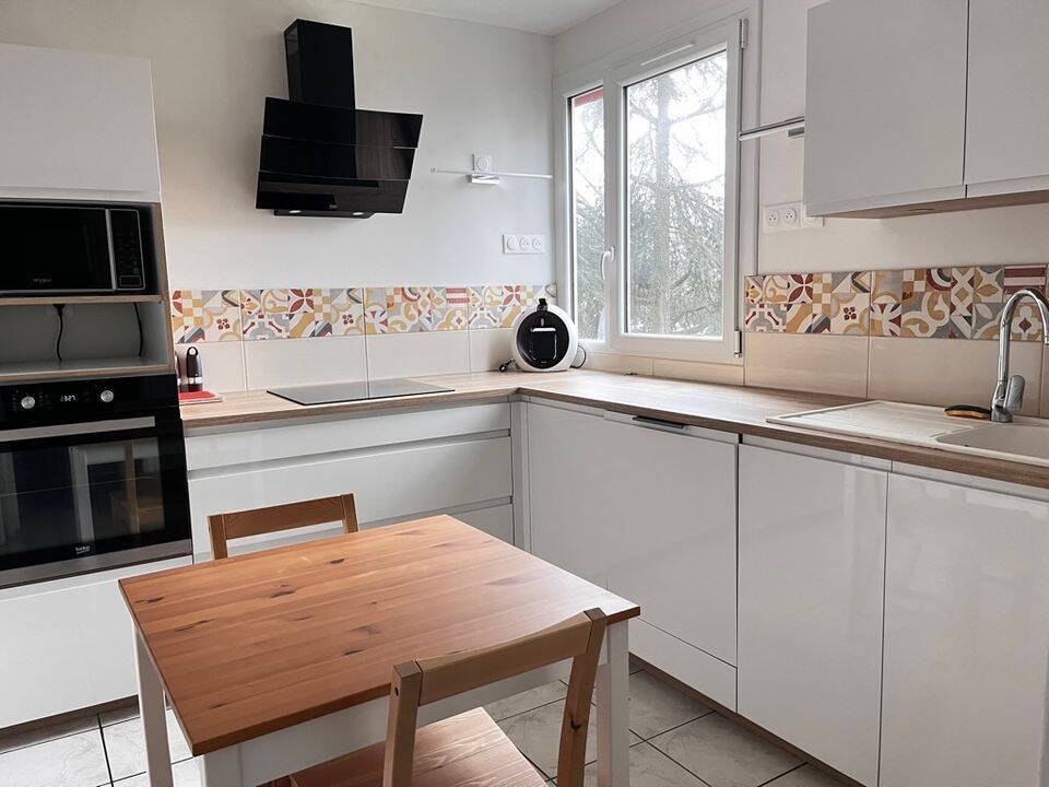 Appartement 3 pièces 74 m² · à Talence · 74 m² · 1 280 €
