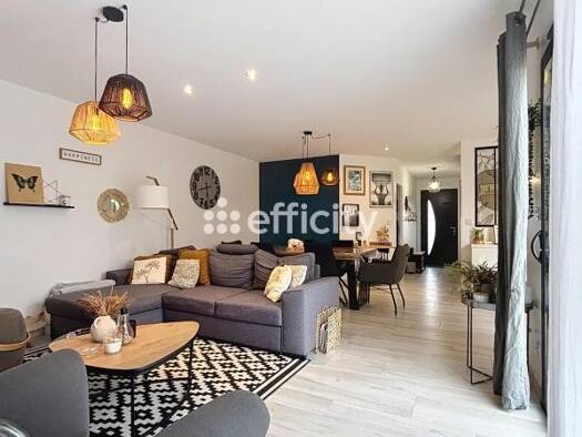 Maison de plain-pied à vendre 380 000 € 4 pièces 3 chambres 102 m² 211 m² de terrain Clavette 17220