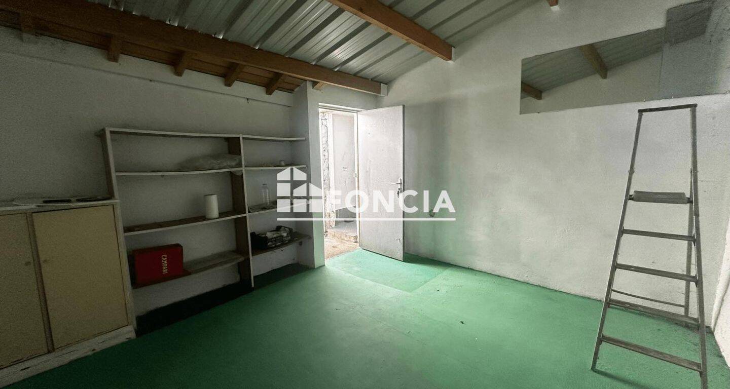 Appartement à louer - Enghien-les-Bains - 300 € - 1 chambre · 300 €/mois