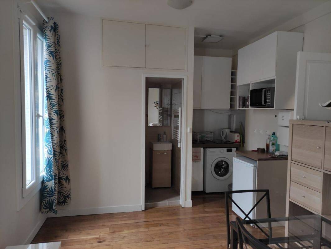 Appartement 1 pièce 20 m² · à Issy-les-Moulineaux · 19,7 m² · 829 €/mois