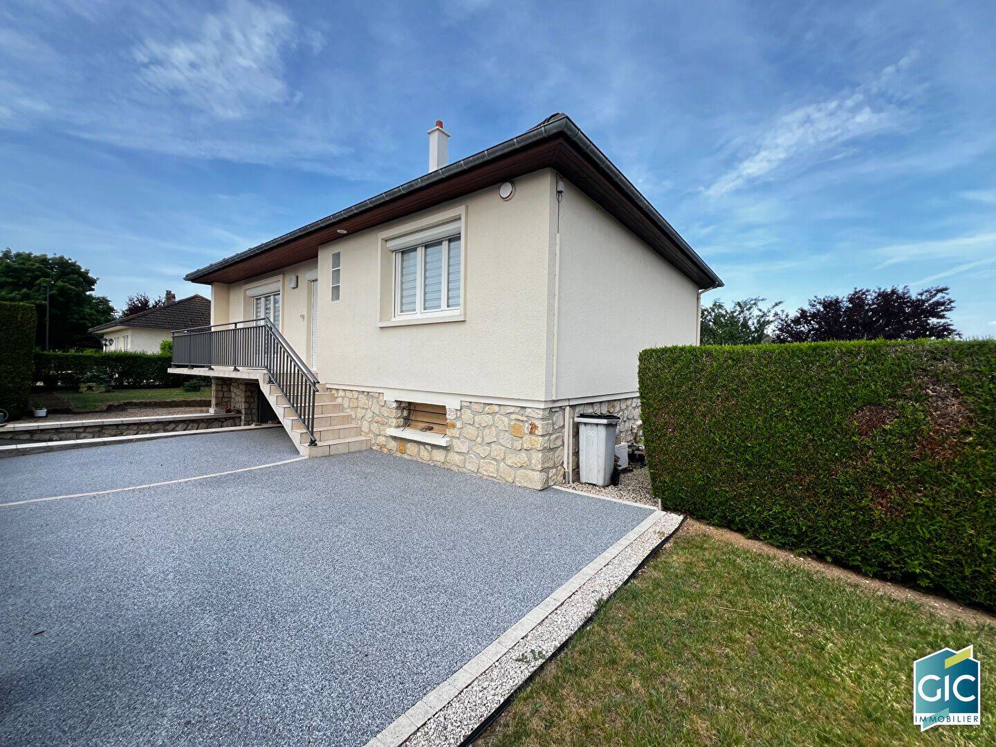 Maison 4 pièces 77 m² · à Caen · 77 m² · 211 000 €
