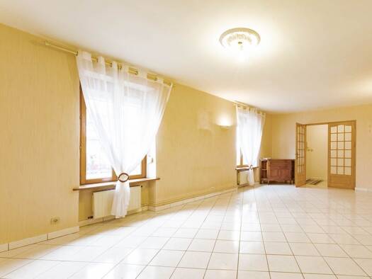 Appartement à vendre 124 000 € 3 pièces 2 chambres 89 m² Étage 1/2 Meurthe et Canal Maxéville 54320