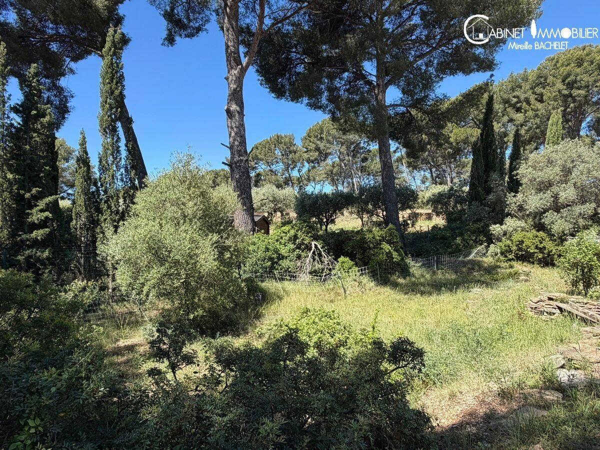 Maison 5 pièces 152 m² · à Saint-Cyr-sur-Mer · 152 m² · 2 200 €/mois
