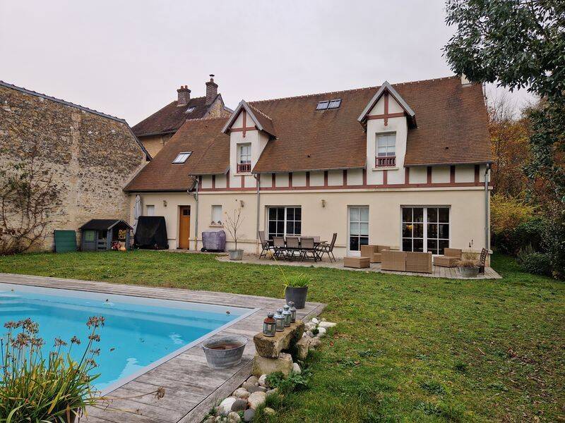 Maison 7 pièces 200 m² · à Vieux-Moulin · 200 m² · 573 000 €