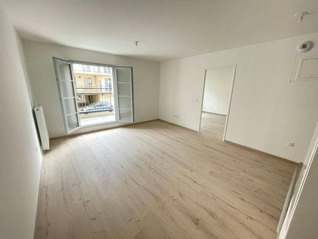 Appartement 2 pièces 43 m² · à Compiègne · 43 m² · 738 €/mois