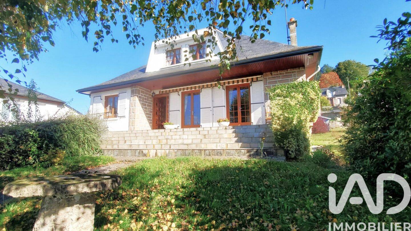 Maison 8 pièces 150 m² · à Ussel · 150 m² · 209 000 €