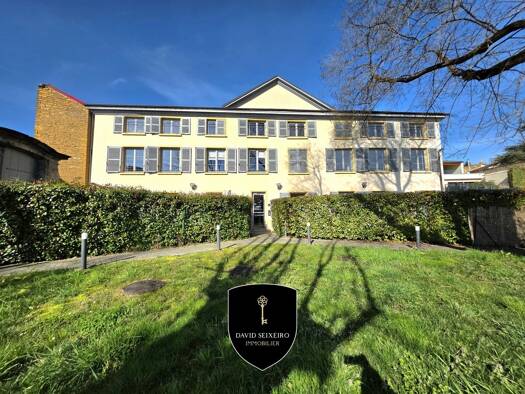 Appartement à vendre 450 000 € 3 pièces 3 chambres 90 m² Étage 1/2 Saint-Cyr-au-Mont-d'Or 69450