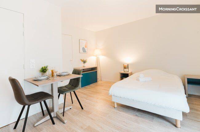 Appartement 1 pièce 27 m² · à Saint-Berthevin · 27 m² · 1 110 €