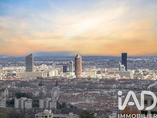 Appartement à vendre 375 000 € 5 pièces 3 chambres 92 m² Étage 10/10 Fourvière-Saint Just Lyon 5ème arrondissement 69005