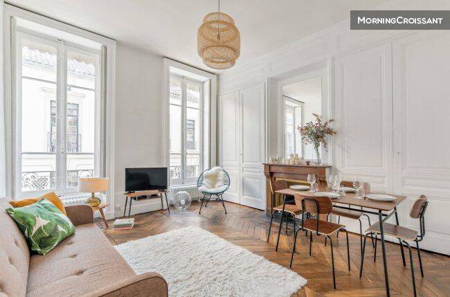 Appartement 2 pièces 45 m² · à Lyon 2ème Arrondissement · 45 m² · 1 306 €
