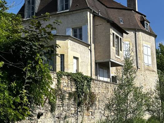 Immeuble à vendre 212 000 € 437 m² Nevers 58000