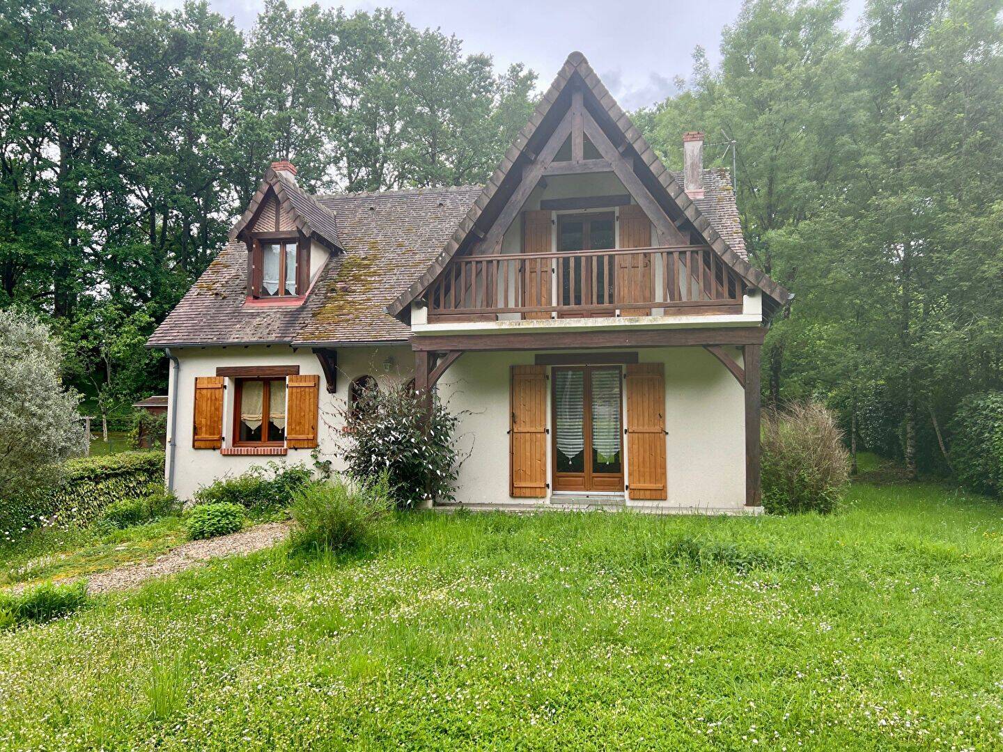 Maison 5 pièces 123 m² · à Nazelles-Négron · 123 m² · 280 500 €