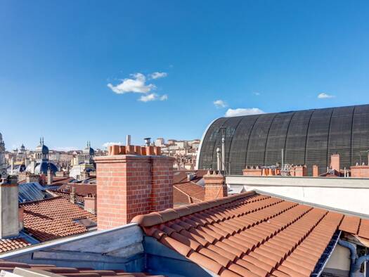 Appartement à vendre 279 000 € 2 pièces 1 chambre 74 m² Étage 6/6 Terreaux Lyon 1er arrondissement 69001