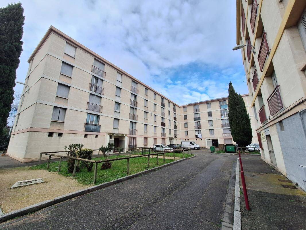 Appartement 3 pièces 59 m² · à Avignon · 59 m² · 461 €
