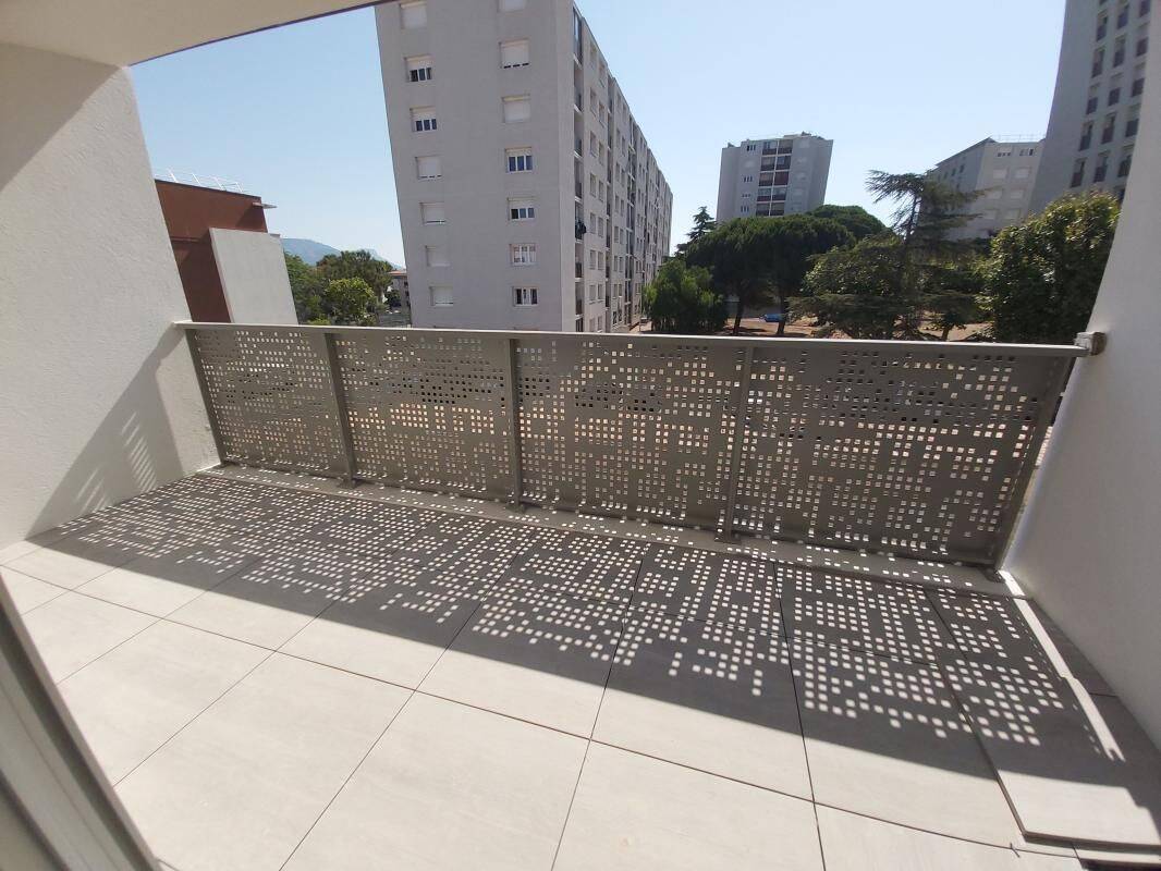 Appartement 2 pièces 40 m² · à La Seyne-sur-Mer · 39,6 m² · 651 €/mois