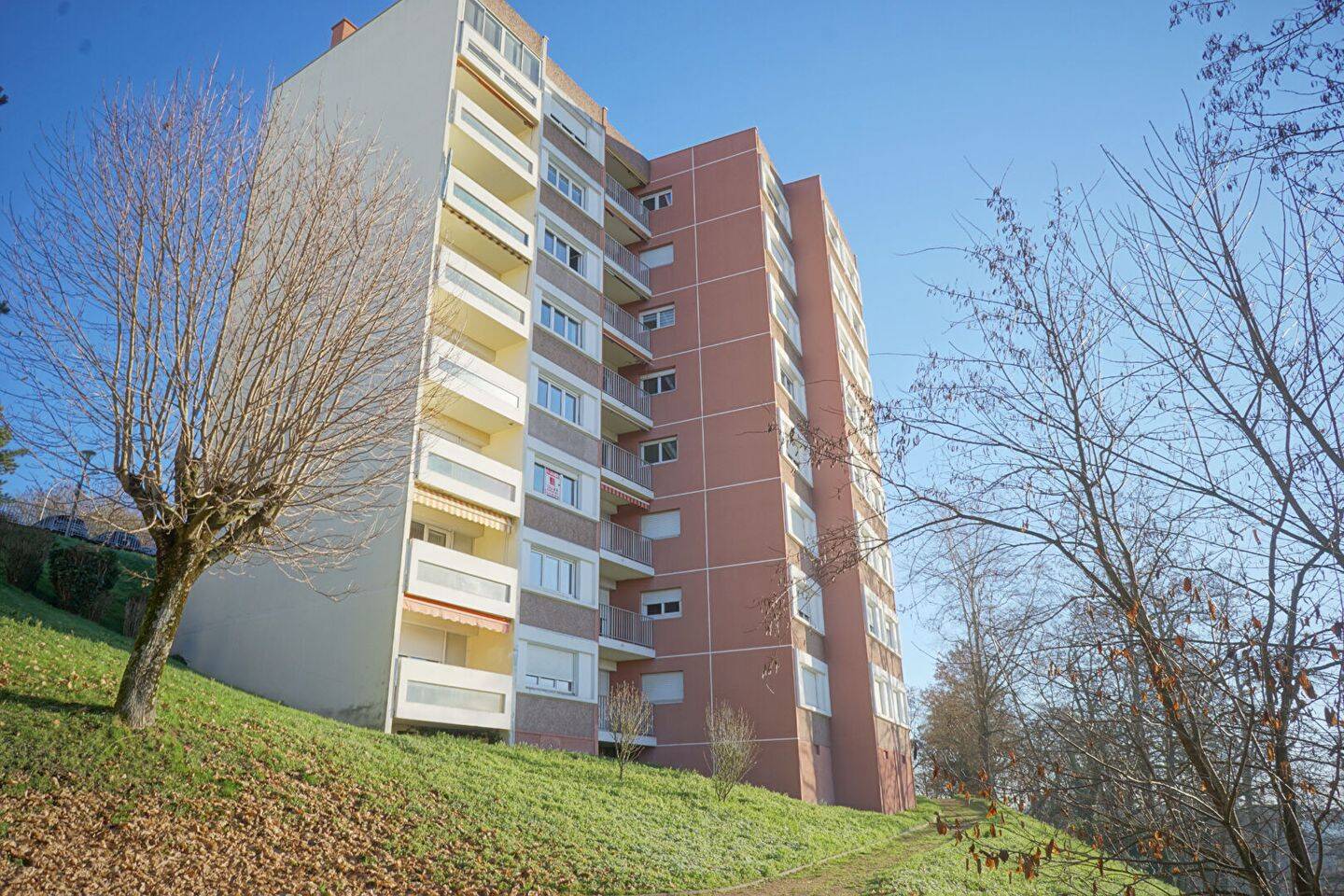 Appartement 1 pièce 33 m² · à Le Creusot · 33 m² · 34 500 €
