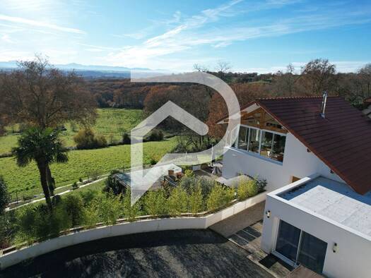 Maison à vendre - Première occupation 398 000 € 4 pièces 2 chambres 170 m² 1 575 m² de terrain Arthez-de-Béarn 64370
