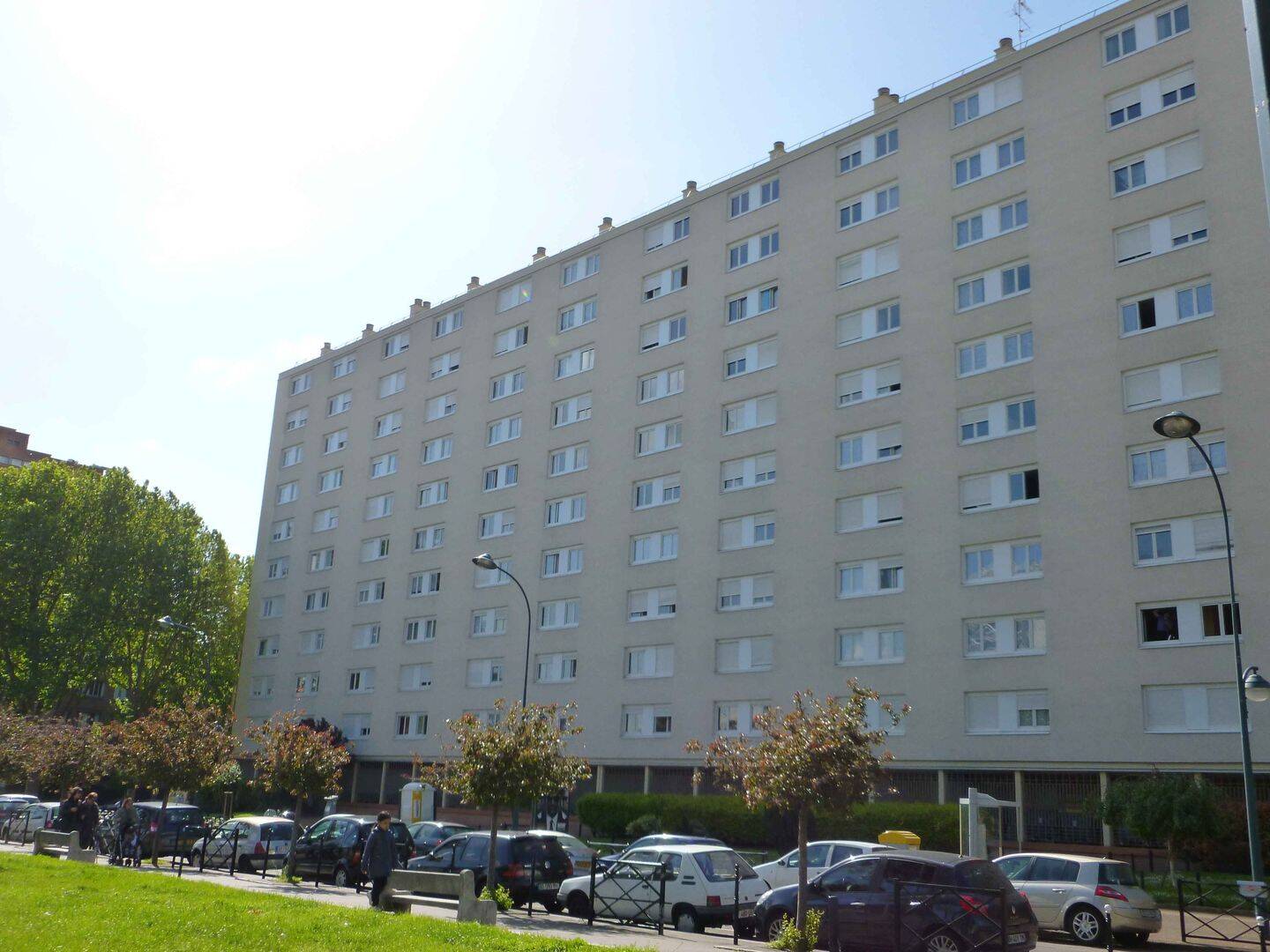 Appartement 5 pièces 77 m² · à Clichy · 77 m² · 1 647 €