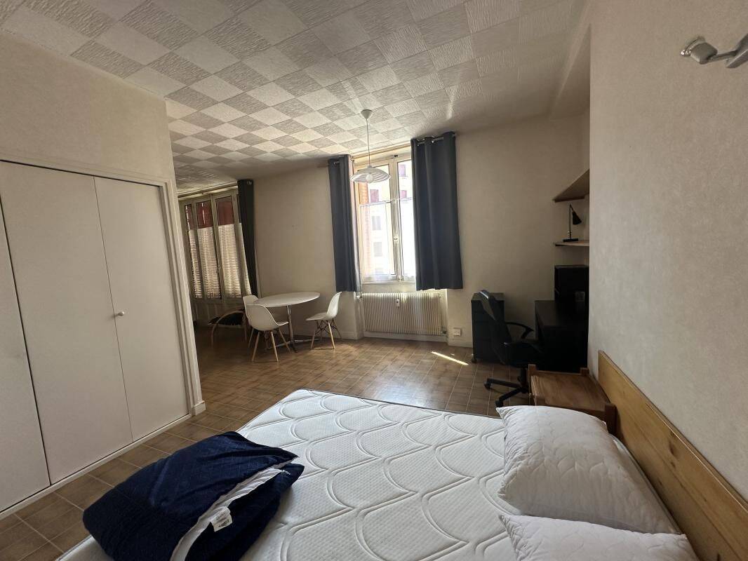 Appartement 1 pièce 38 m² · à Chambéry · 38 m² · 657 €