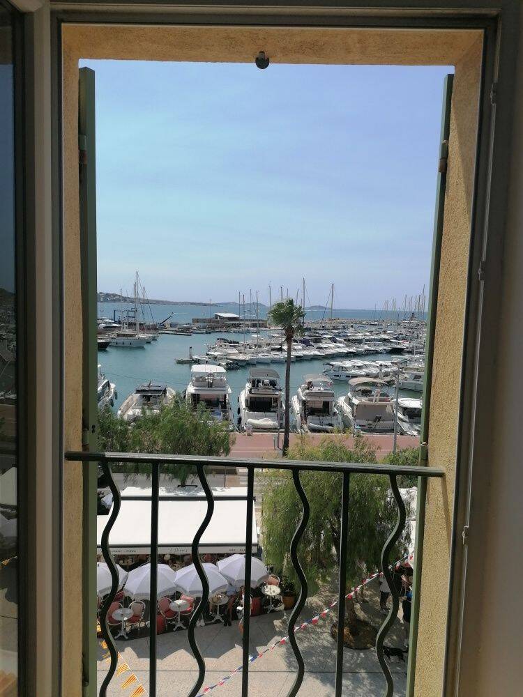 Appartement 3 pièces 44 m² · à Bandol · 44,2 m² · 945 €