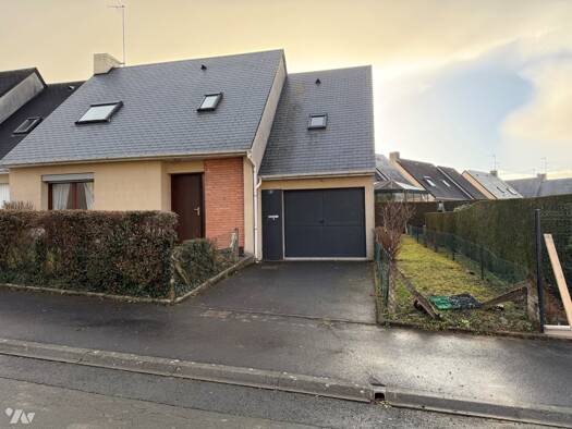 Maison à vendre 201 400 € 5 pièces 2 chambres 100 m² 259 m² de terrain Agneaux 50180