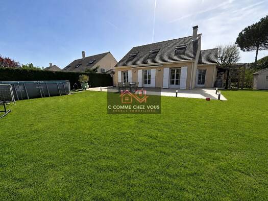 Maison de plain-pied à vendre 524 000 € 6 pièces 4 chambres 155,9 m² 751 m² de terrain Ozoir-la-Ferrière 77330