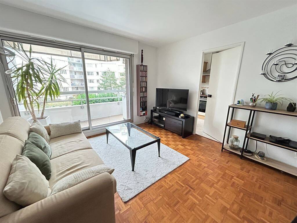 Appartement 3 pièces 54 m² · à Paris 19ème Arrondissement · 54 m² · 440 000 €