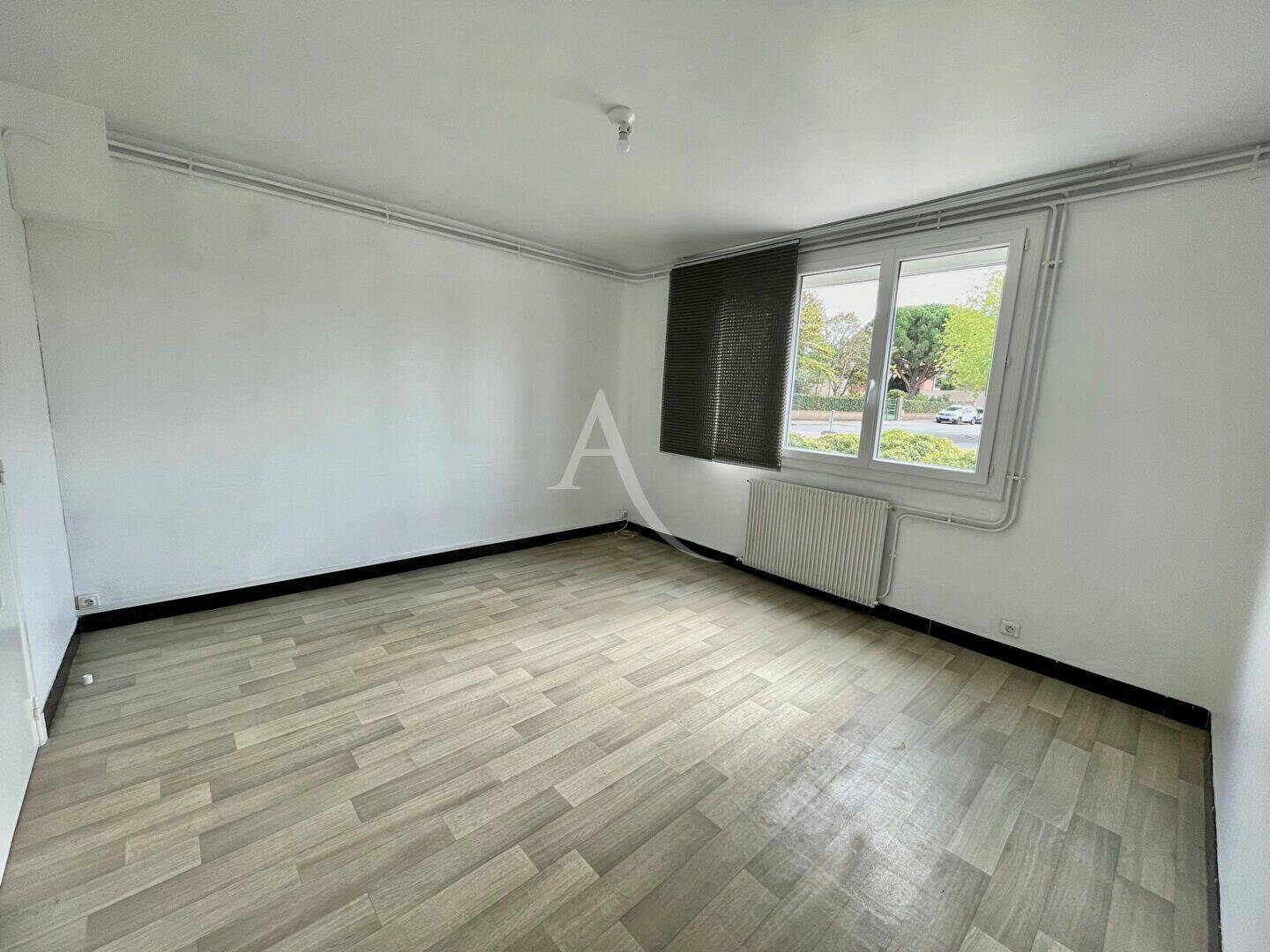 Maison 4 pièces 74 m² · à L'Isle-Jourdain · 74,2 m² · 930 €/mois
