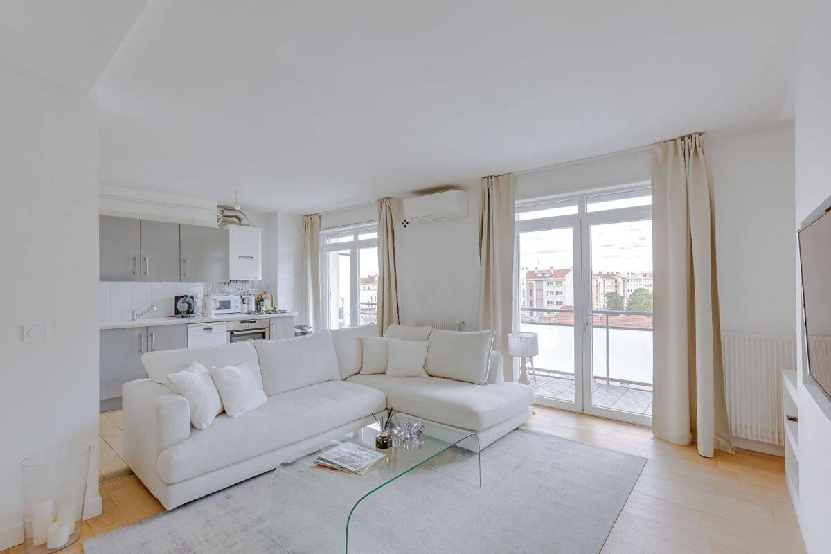 Appartement 3 pièces 74 m² · à Lyon 3ème Arrondissement · 74 m² · 1 227 €/mois