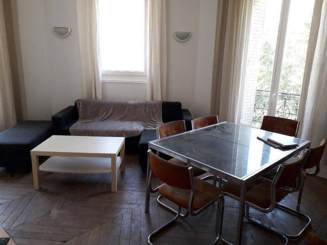 Colocation à louer 3400 € 3 400 € /mois charges comprises Comparez les déménageurs 4 pièces • 3 chambres • 85 m² • 4ème étage Paris 7ème arrondissement (75007) Calculer un temps de trajet Pour aller au travail, à l’école, ... - photo 1