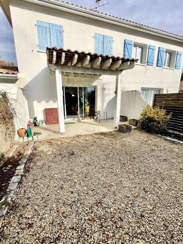 Maison 4 pièces 82 m² · à Mont-de-Marsan · 81,9 m² · 930 €/mois