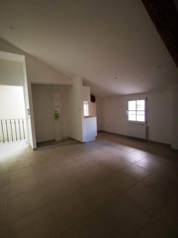 Appartement 2 pièces 42 m² · à Villeneuve-lès-Avignon · 41,8 m² · 680 €