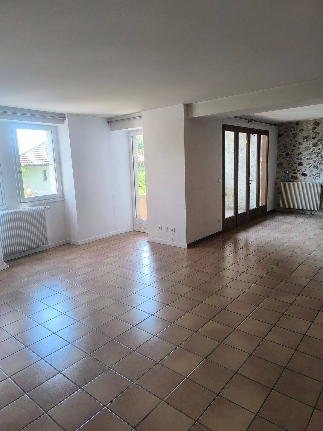 Appartement 4 pièces 117 m² · à Epagny Metz-Tessy · 117 m² · 1 690 €/mois
