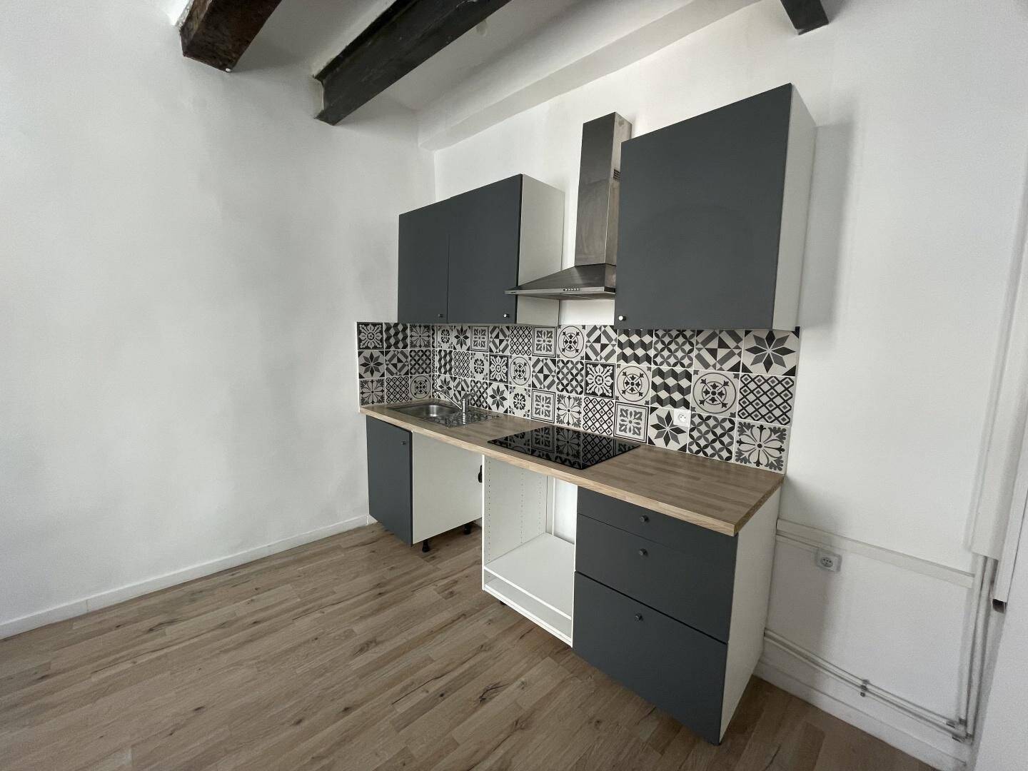 Appartement 3 pièces 49 m² · à Marseille 7ème Arrondissement · 49,3 m² · 955 €